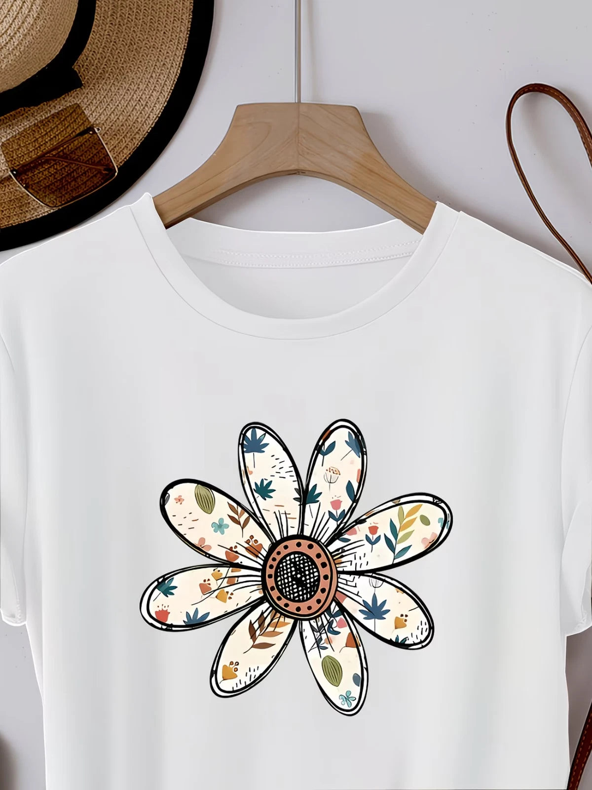 Women’s Casual Floral T-Shirt – Short Sleeve Round Neck Summer Tee